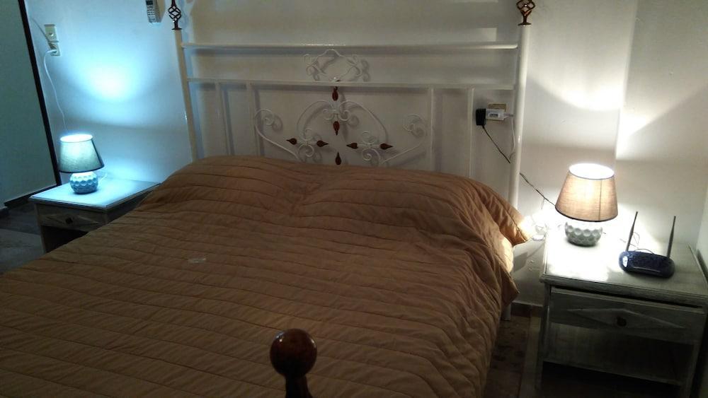 Ermoupoli Comfortable Home Ano Syros Bagian luar foto