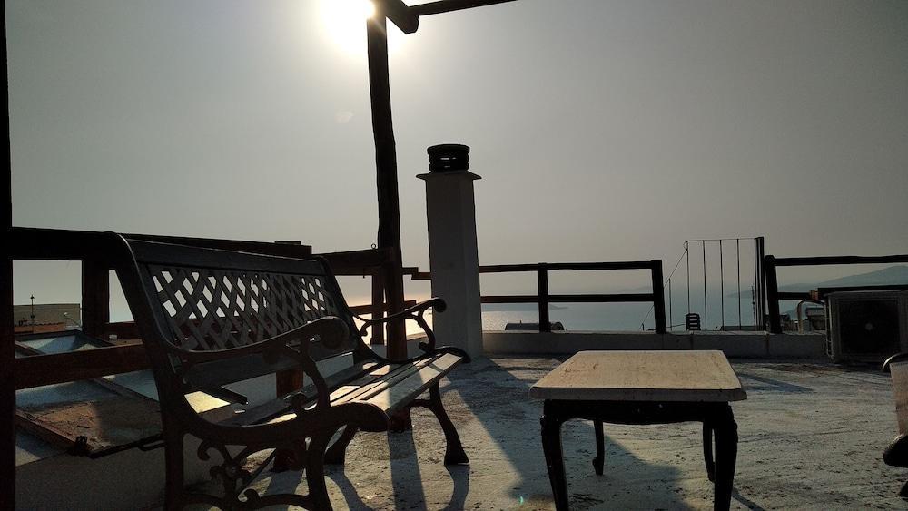 Ermoupoli Comfortable Home Ano Syros Bagian luar foto
